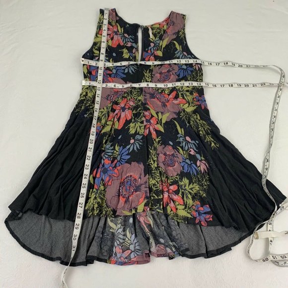 Free People Tunic Top Women’s Size XS Black Floral Print Sleeveless Keyhole Back - Picture 5 of 5